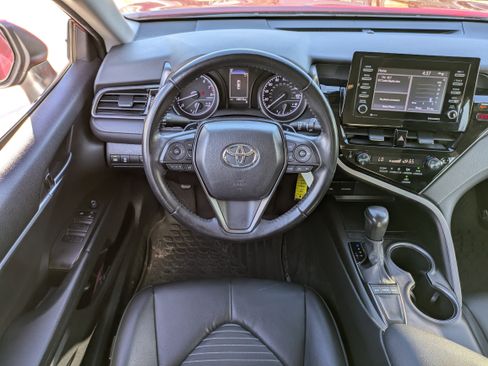 Used 2023 Toyota Camry SE image 15