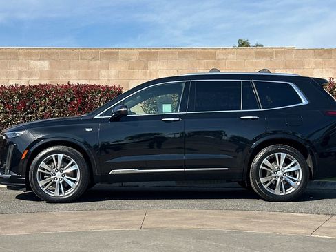 Used 2023 Cadillac XT6 Premium Luxury w/ Technology Package image 7