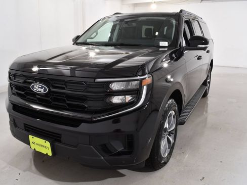 New 2027 Ford Expedition Max Active AWD/4WD image 2