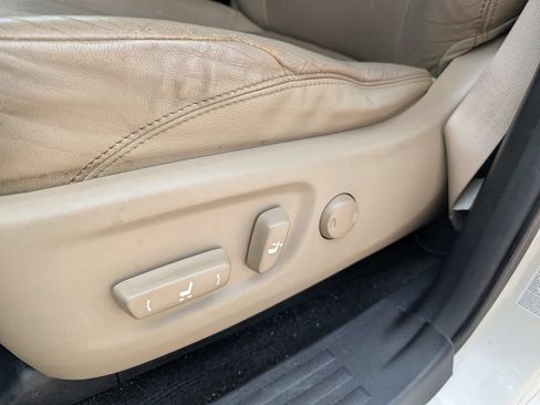 Used 2014 Toyota 4Runner Limited RWD image 11