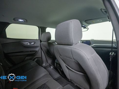 Used 2019 Chevrolet Blazer LT AWD/4WD image 34