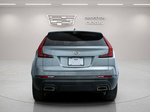 Certified 2023 Cadillac XT4 Luxury w/ Cold Weather Package AWD/4WD image 6