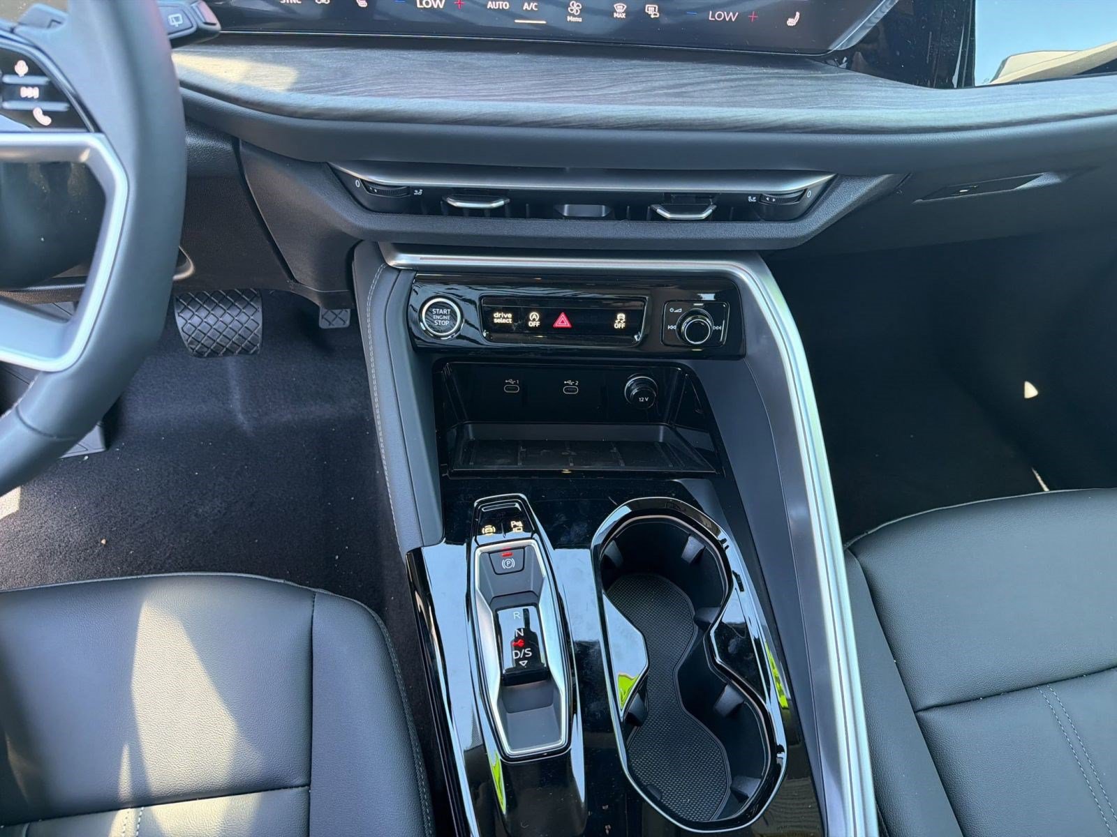 New 2026 Audi Q5 Premium Plus w/ Premium Plus AWD/4WD image 24