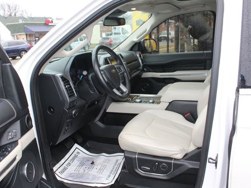 Used 2018 Ford Expedition Platinum image 14