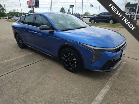 Certified 2025 Kia K4 GT-Line Turbo image 1