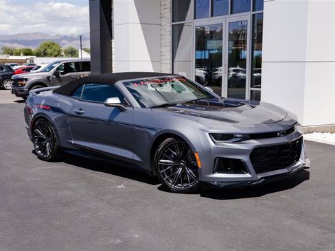 Used 2020 Chevrolet Camaro ZL1 RWD image 5