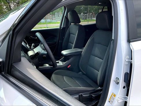 Used 2024 GMC Terrain SLE w/ Elevation Edition FWD image 23