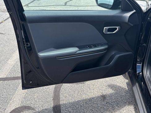 Used 2025 Kia K4 FWD image 18