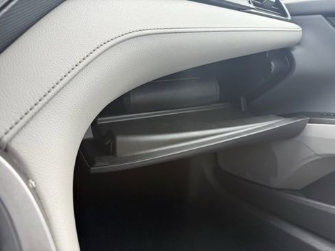 Used 2024 Toyota Camry SE image 26
