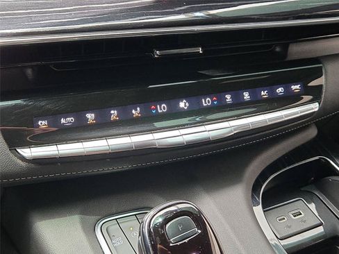 Certified 2024 Cadillac Escalade Sport w/ Touring Package AWD/4WD image 21