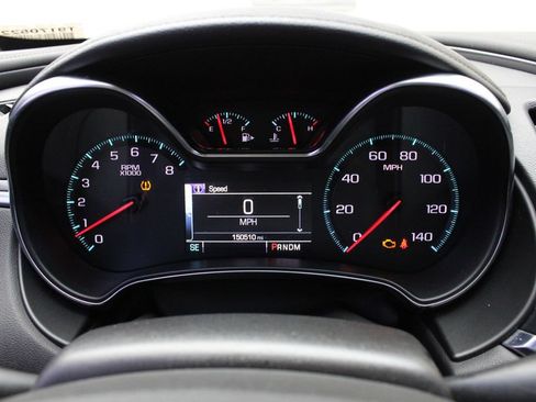 Used 2018 Chevrolet Impala LT FWD image 11