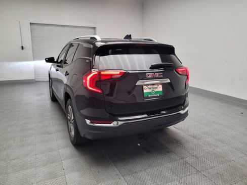 Used 2021 GMC Terrain SLT w/ Infotainment Package II FWD image 6