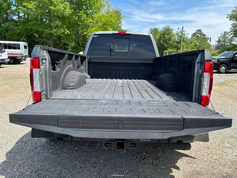 Used 2019 Ford F350 Lariat w/ Lariat Ultimate Package image 16