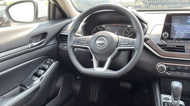 Certified 2023 Nissan Altima 2.5 SV AWD/4WD image 21