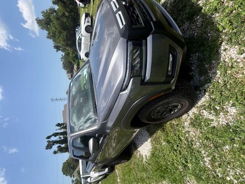 Used 2026 Nissan Frontier PRO-4X AWD/4WD image 7