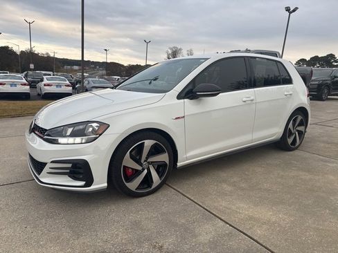 Used 2021 Volkswagen GTI S image 3