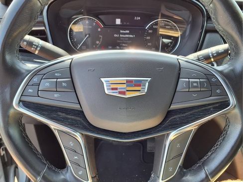 Used 2023 Cadillac XT5 Premium Luxury AWD/4WD image 18