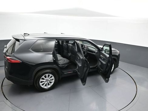 Certified 2025 Toyota Grand Highlander AWD image 47