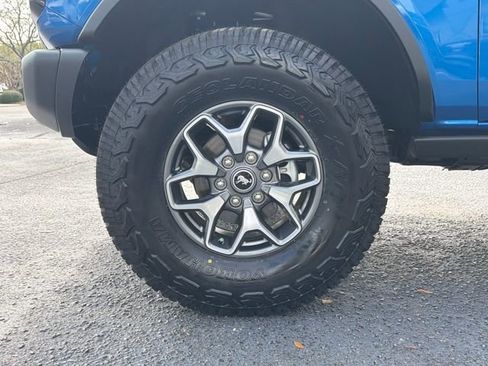 Used 2023 Ford Bronco Badlands w/ Sasquatch Package image 30