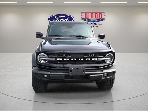 New 2026 Ford Bronco Outer Banks w/ Sasquatch Package AWD/4WD image 9