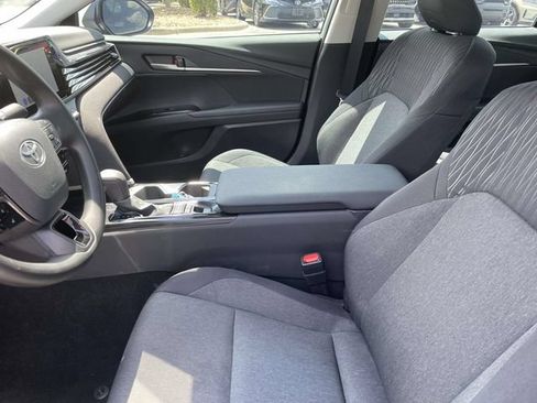 Used 2025 Toyota Camry LE w/ Convenience Package FWD image 17