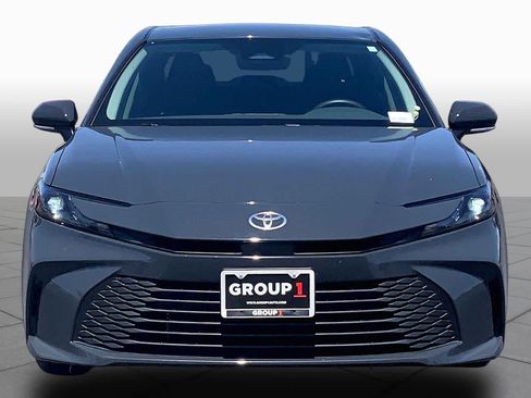 Used 2026 Toyota Camry LE w/ Convenience Package FWD image 4