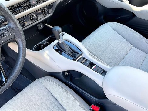 Certified 2023 Honda HR-V LX image 16