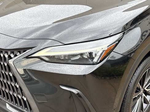 Used 2024 Lexus NX 250 FWD w/ Towing Package (2000 Lbs) image 6