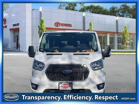 Used 2023 Ford Transit 350 XLT image 2