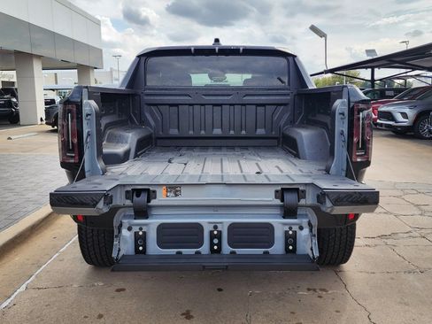 New 2026 GMC Hummer EV 4x4 Crew Cab image 56