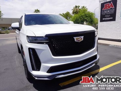 Used 2023 Cadillac Escalade V AWD/4WD image 75