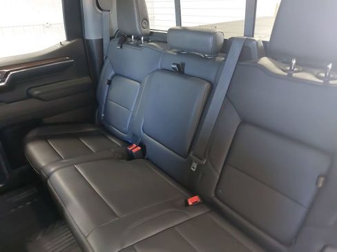 Used 2024 Chevrolet Silverado 1500 LT Trail Boss w/ LT Trail Boss Premium Package AWD/4WD image 13