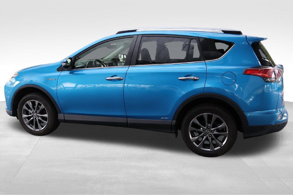 Certified 2018 Toyota RAV4 Limited w/ Advanced Technology Package AWD/4WD image 12