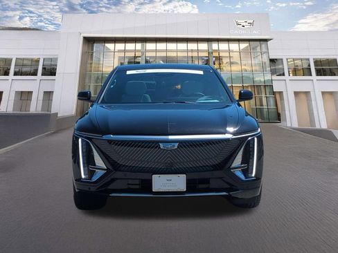 Certified 2024 Cadillac Lyriq Luxury RWD image 2