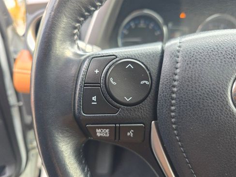 Used 2016 Toyota RAV4 Limited image 31