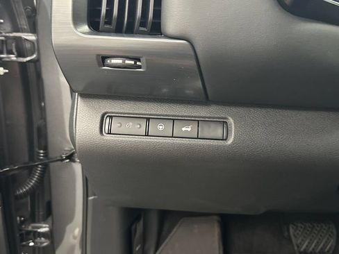 New 2026 Nissan Pathfinder SL AWD/4WD image 17