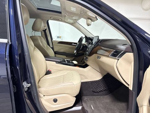 Used 2019 Mercedes-Benz GLS 450 4MATIC image 23