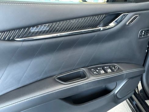 Certified 2022 Maserati Quattroporte Modena Q4 AWD/4WD image 15