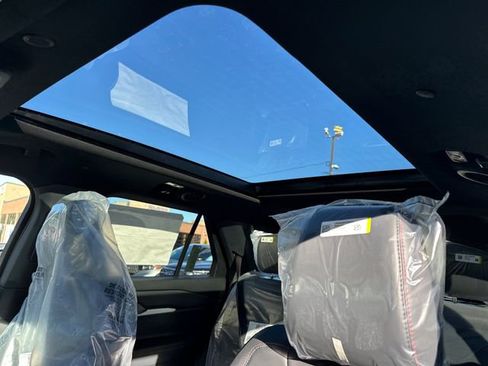 New 2026 Ford Explorer ST-Line w/ ST-Line Street Pack image 28