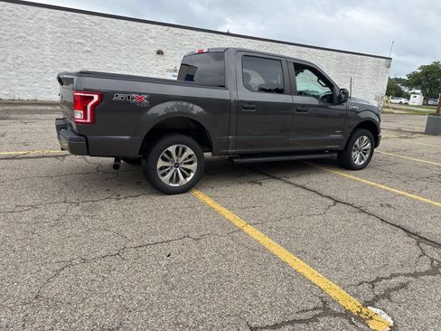 Used 2017 Ford F150 XL w/ Equipment Group 101A Mid AWD/4WD image 15