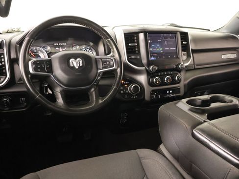 Used 2024 RAM 1500 Big Horn AWD/4WD image 2