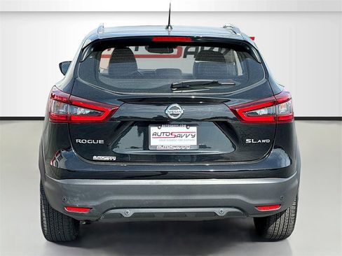 Used 2022 Nissan Rogue Sport SL w/ Premium Package image 6