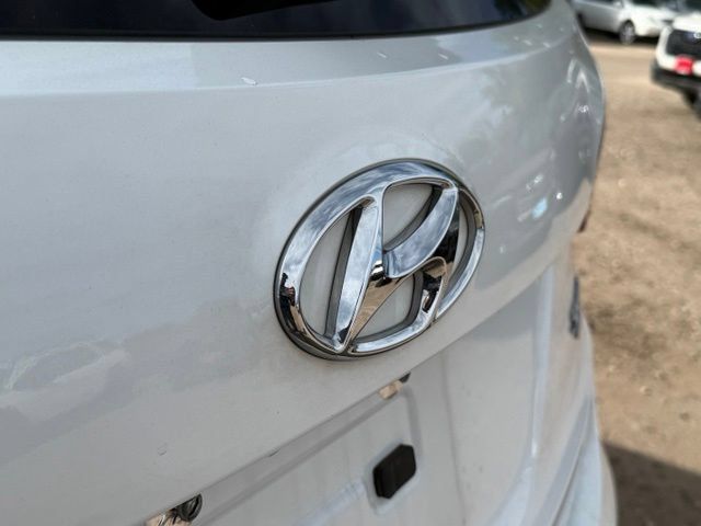 Used 2017 Hyundai Santa Fe Sport AWD/4WD image 14