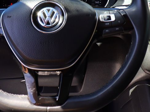 Used 2020 Volkswagen Tiguan SE w/ Panoramic Sunroof Package FWD image 53