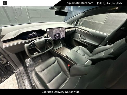 Used 2023 Tesla Model X image 17