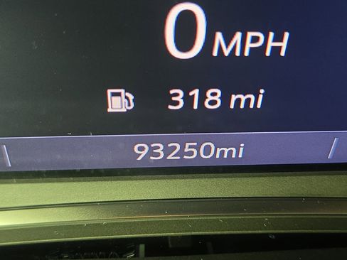 Certified 2023 Chevrolet Traverse LT w/ LPO, Floor Liner Package image 19