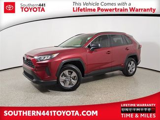 Used 2022 Toyota RAV4 LE video 1