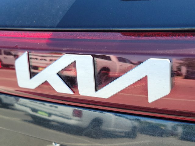 Used 2024 Kia Seltos LX AWD/4WD image 8