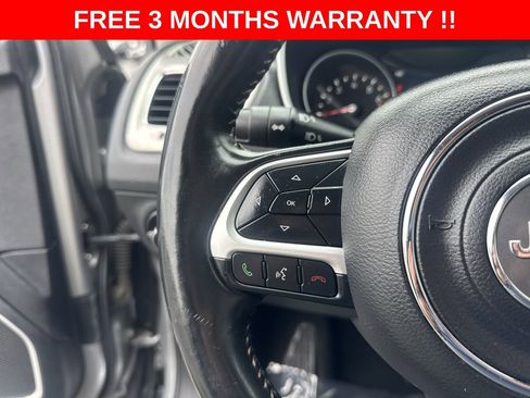 Used 2019 Jeep Compass Latitude w/ Popular Equipment Group FWD image 39