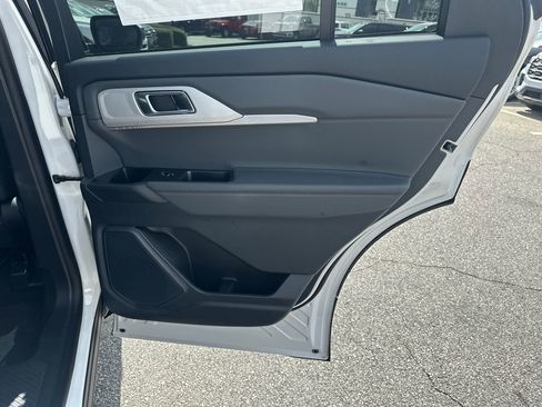 New 2026 Ford Explorer Active image 46